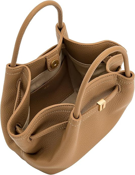 | Camel