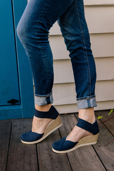 | Navy Linen